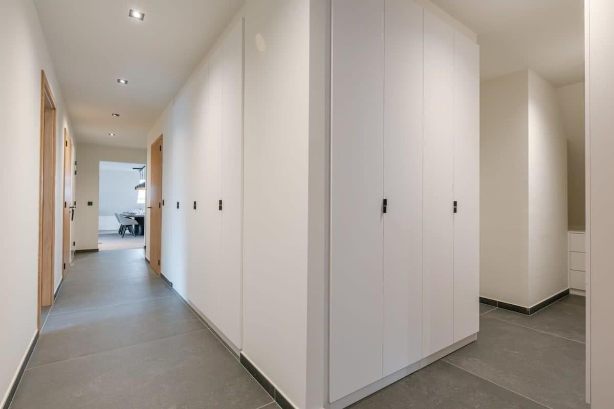 Huswell - Luxurious Apartment With Parking Beernem Екстериор снимка