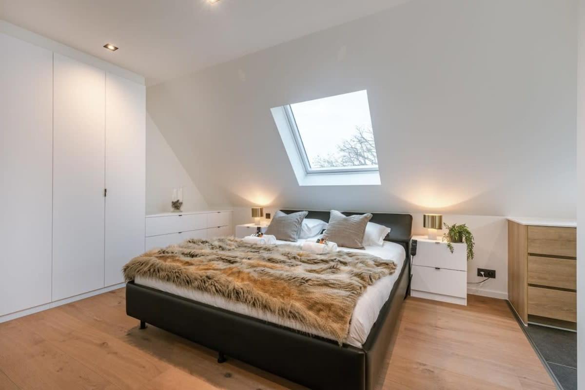 Huswell - Luxurious Apartment With Parking Beernem Екстериор снимка